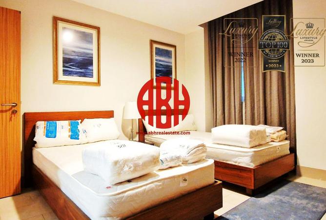 991505 - Property Image 3