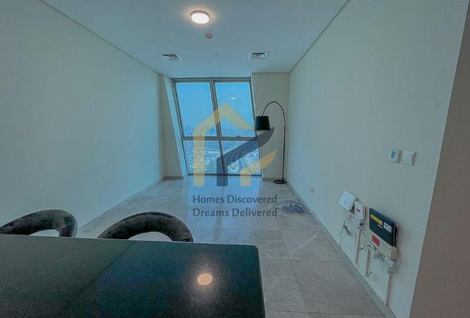 896857 - Property Image 2