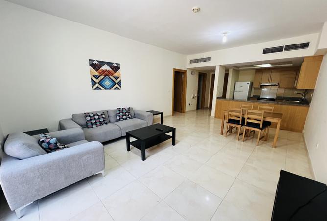 954349 - Property Image 2