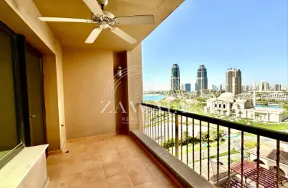 Apartment - 1 Bedroom - 2 Bathrooms for rent in West Porto Drive - Porto Arabia - The Pearl Island - Doha