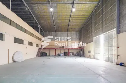 Warehouse - Studio for rent in Industrial Area 4 - Industrial Area - Industrial Area - Doha