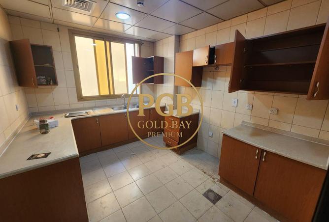 963846 - Property Image 2