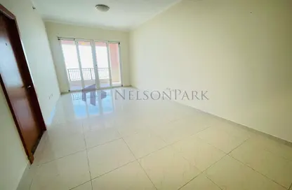 Apartment - 2 Bedrooms - 3 Bathrooms for sale in Tower 29 - Viva Bahriyah - The Pearl Island - Doha