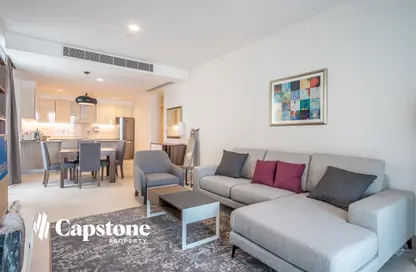 Apartment - 1 Bedroom - 2 Bathrooms for rent in Viva East - Viva Bahriyah - The Pearl Island - Doha