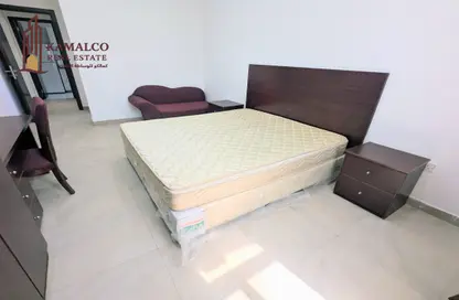 Apartment - 2 Bedrooms - 2 Bathrooms for rent in Umm Ghuwailina 4 - Umm Ghuwailina - Doha