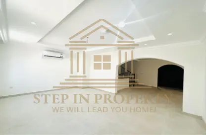 فيلا - 5 غرف نوم - 6 حمامات للايجار في وادي المرخ - مريخ - المريخ - الدوحة