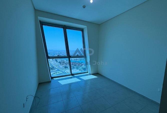 945009 - Property Image 2