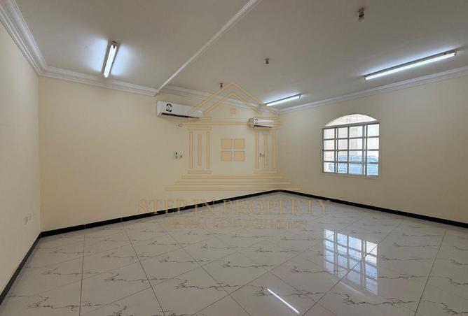 1008415 - Property Image 3