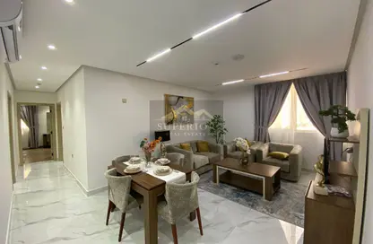 Apartment - 2 Bedrooms - 3 Bathrooms for rent in Omar Bin Abdul Aziz Street - Madinat Khalifa - Doha