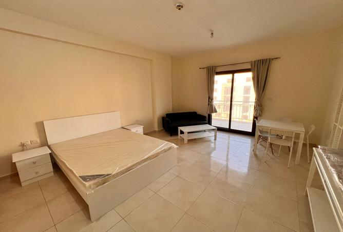 938101 - Property Image 2