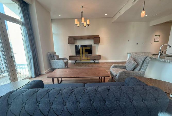 989107 - Property Image 2