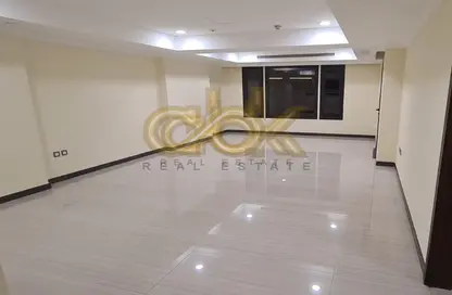 Apartment - 1 Bedroom - 2 Bathrooms for sale in East Porto Drive - Porto Arabia - The Pearl Island - Doha