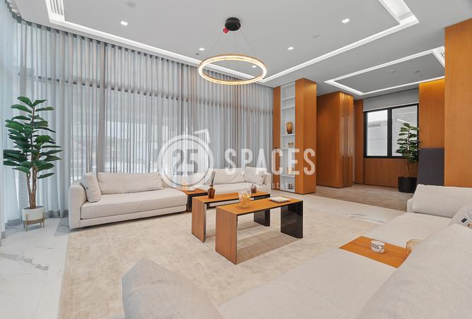 892484 - Property Image 2