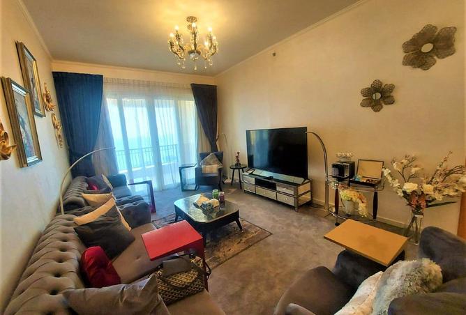 990688 - Property Main Image