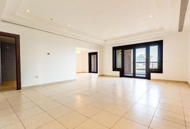 976339 - Property Image 3