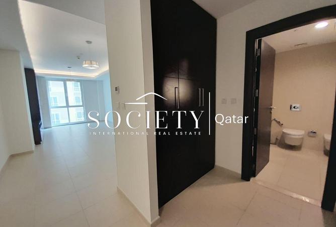 952623 - Property Image 2