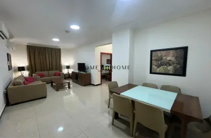 Living / Dining Room image for: Apartment - 1 Bedroom - 1 Bathroom for rent in Umm Ghuwalina - Umm Ghuwailina - Doha, Image 1