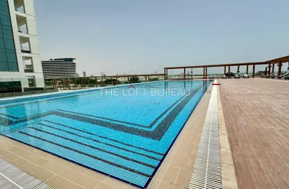 Apartment - 1 Bedroom - 2 Bathrooms for sale in Lusail Residence - Marina District - Lusail