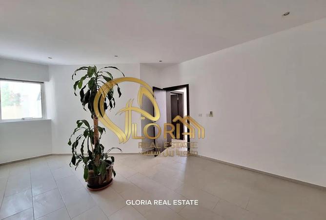 938199 - Property Image 3