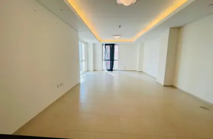 Apartment - 1 Bedroom - 2 Bathrooms for rent in Viva West - Viva Bahriyah - The Pearl Island - Doha