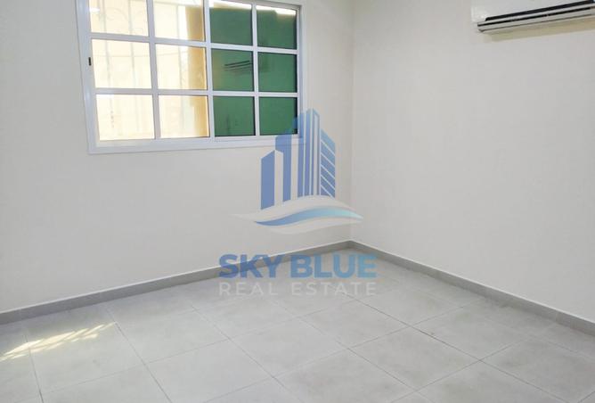 929872 - Property Image 3