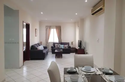 Apartment - 1 Bedroom - 2 Bathrooms for rent in Musheireb - Musheireb - Doha