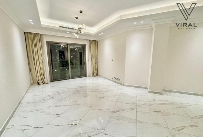 924089 - Property Image 2