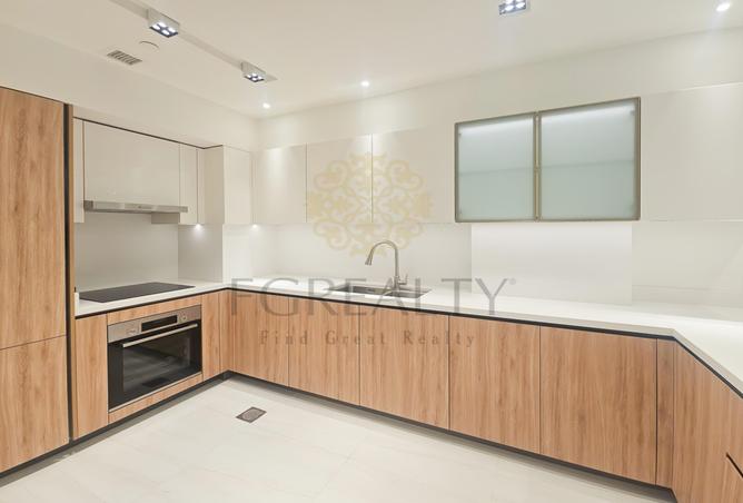 974594 - Property Image 2