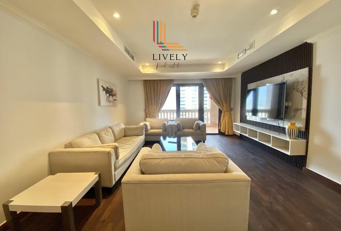 929301 - Property Image 2