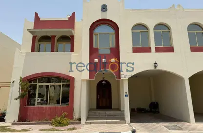 مجمع سكني - 3 غرف نوم - 4 حمامات للايجار في شارع النعمان - العزيزية - الدوحة