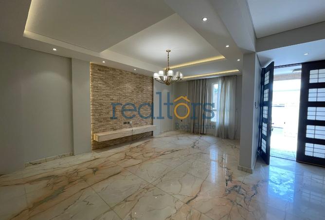 971018 - Property Image 3