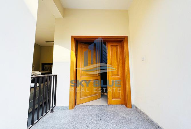 936504 - Property Image 2