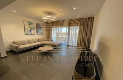 Apartment - 1 Bedroom - 1 Bathroom for rent in Ramada Commercial Building - Al Rawabi Street - Al Muntazah - Doha