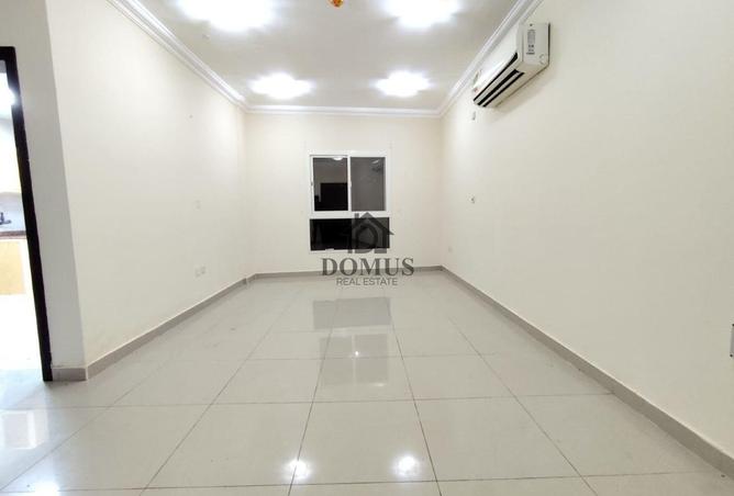 968589 - Property Image 2