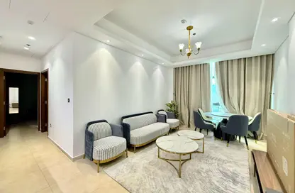 Apartment - 2 Bedrooms - 2 Bathrooms for sale in Marina Residences 195 - Marina District - Lusail