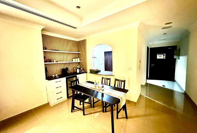 1002423 - Property Image 2