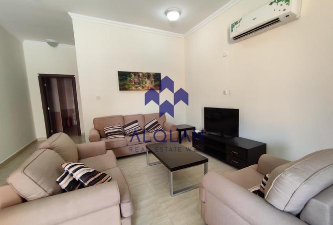 932220 - Property Image 3