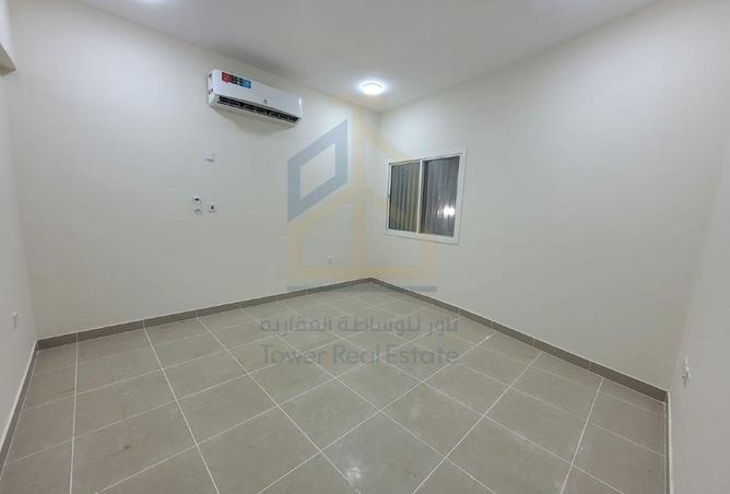 965025 - Property Image 2
