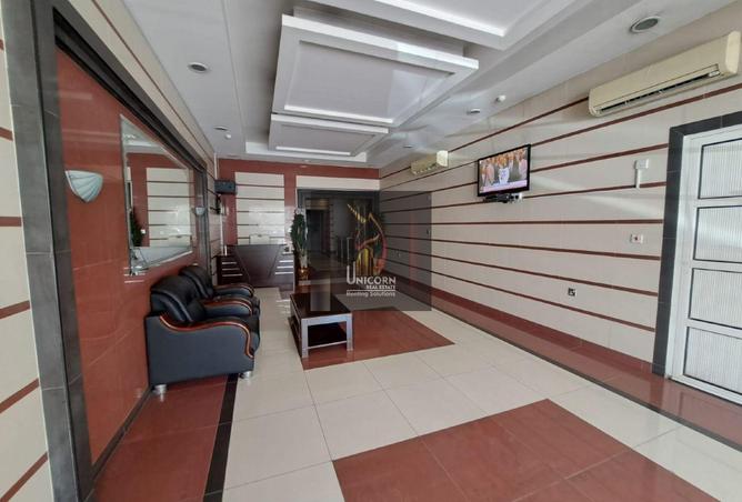 945477 - Property Image 2