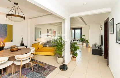 Apartment - 1 Bedroom - 2 Bathrooms for rent in West Porto Drive - Porto Arabia - The Pearl Island - Doha