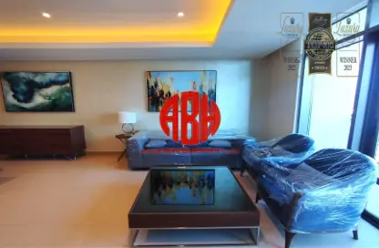 شقة - 2 غرف نوم - 3 حمامات للايجار في فيفا غرب - فيفا بحرية - جزيرة اللؤلؤة - الدوحة