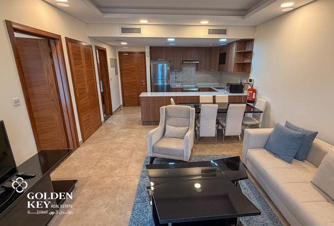 978321 - Property Image 2