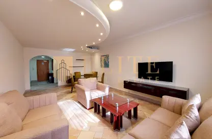 Apartment - 2 Bedrooms - 3 Bathrooms for rent in Al Sadd Road - Al Sadd - Doha