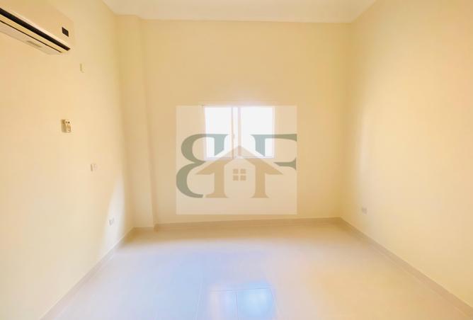 975432 - Property Main Image