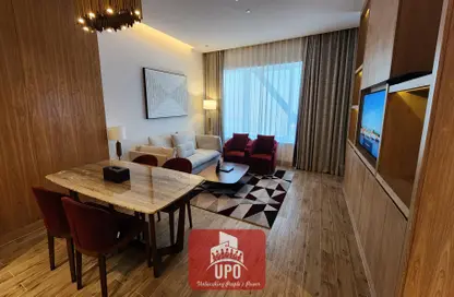 Living / Dining Room image for: Apartment - 1 Bedroom - 2 Bathrooms for rent in Al Barjeel Tower - West Bay - West Bay - Doha, Image 1