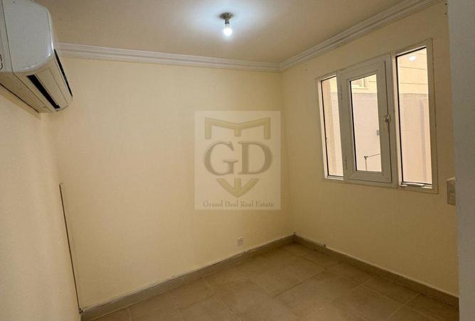 999898 - Property Image 2