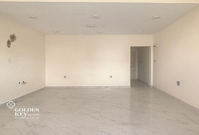 993461 - Property Image 2