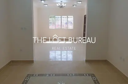 Compound - 4 Bedrooms - 4 Bathrooms for rent in Street 871 - Al Duhail South - Al Duhail - Doha