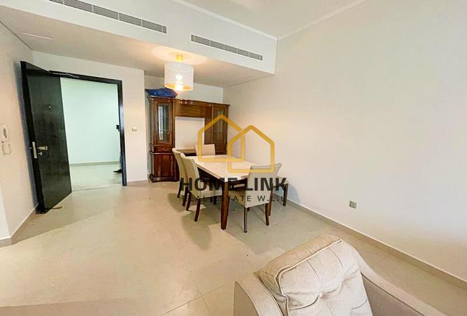 922194 - Property Image 3