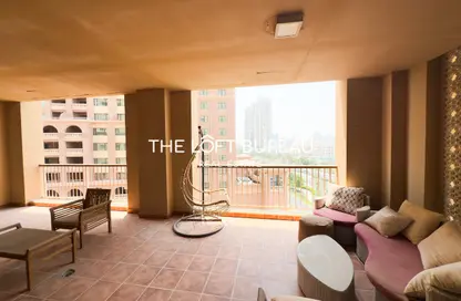 Apartment - 1 Bedroom - 2 Bathrooms for sale in East Porto Drive - Porto Arabia - The Pearl Island - Doha